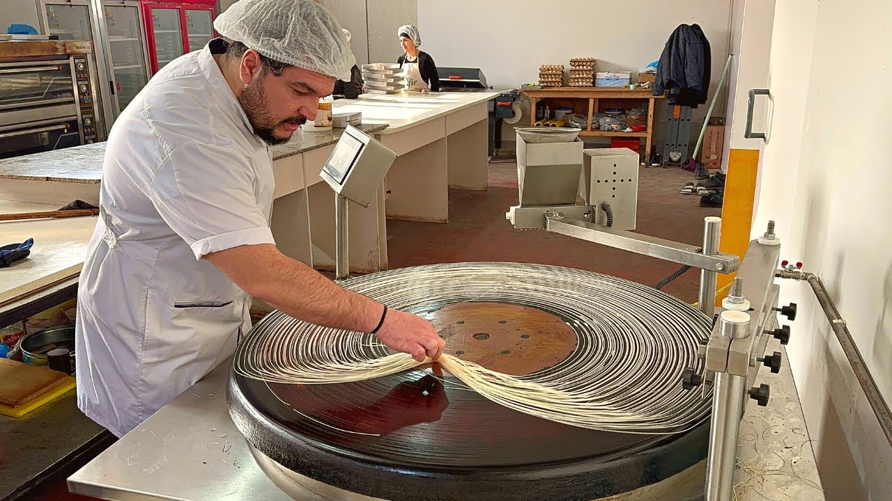 ОРИГИНАЛЬНАЯ СТАМБУЛЬСКАЯ ПАХЛАВА | Процесс приготовления легендарной турецкой пахлавы