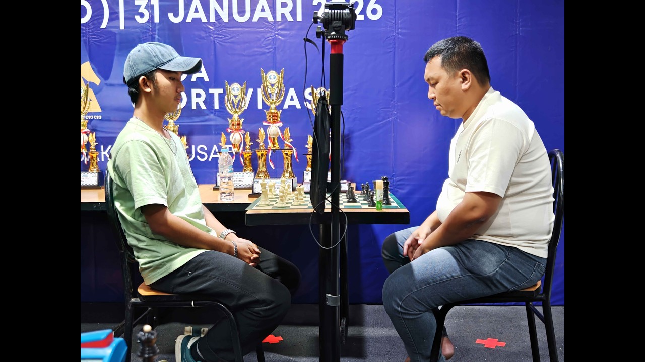 Raden Syafiuddin VS Dony Yana Lion Air Cc, GREGOR CHESS SERIES 3.