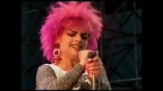 NINA HAGEN &quot;ICH BIN EIN BERLINER&quot; LIVE BERLIN 18/06/1988 (video)