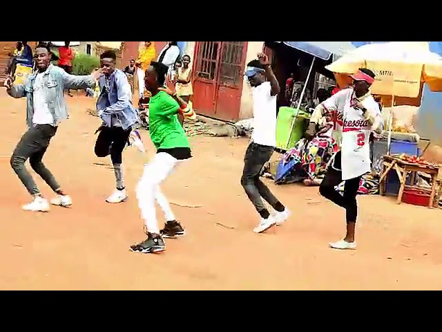 Kungola dance cover by Bruce_Melody  and sunny_Heroes crew