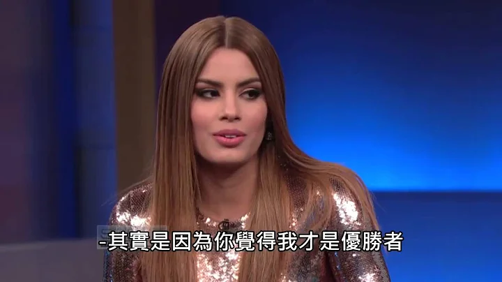 在环球小姐大赛被错戴后冠的哥伦比亚小姐，在节目上当面大酸出包主持人 中文字幕 - 天天要闻