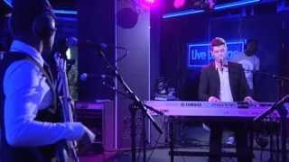 Robin Thicke - Dreamworld in the Live Lounge