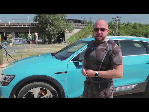 Video: Na Prezentaci Klienta Se Ukázal Kompaktní Elektrický Crossover Audi