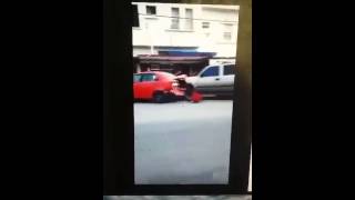 Amanecen 8 vehículos dañados por "carambola" en la Zona Centro de Miguel Alemán