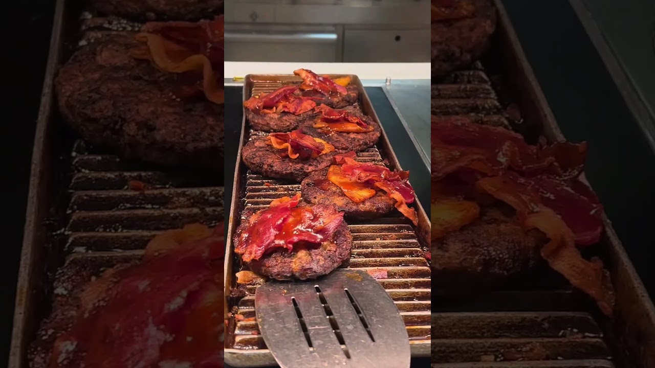 Экскурсия по буфету круизного лайнера Norwegian Bliss