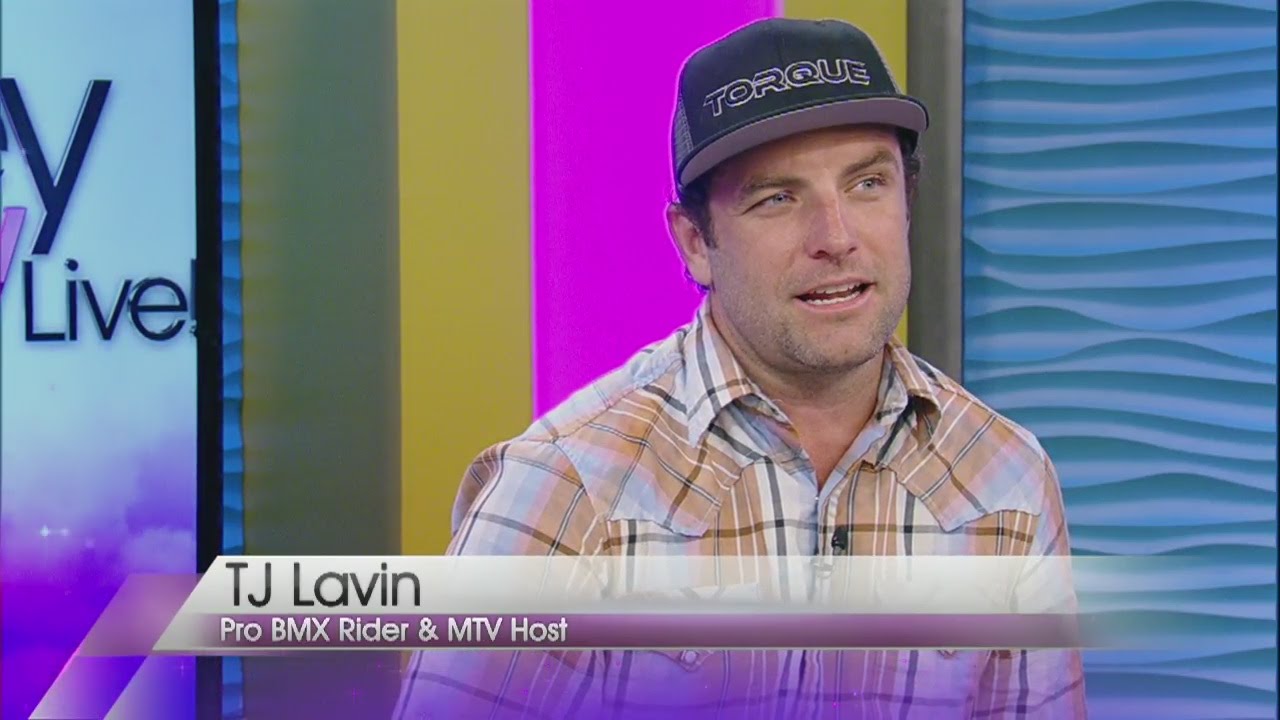 MTV host TJ Lavin guest hosts on Valley View Live! YouTube