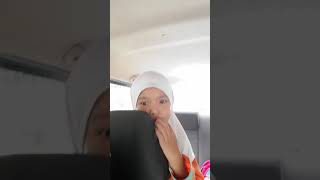 Anak kecil mintak maaf dengan ibu