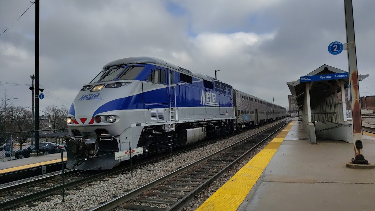 metra-mdw-2217-to-big-timber-road-arrives-and-departs-western-avenue
