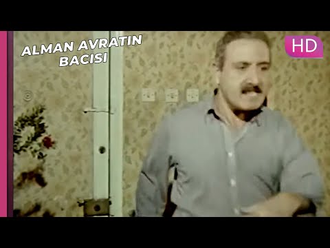 Alman Avrat'ın Bacısı - Ananı Eşek Kovalaya!  | Türk Romantik Komedi Filmi