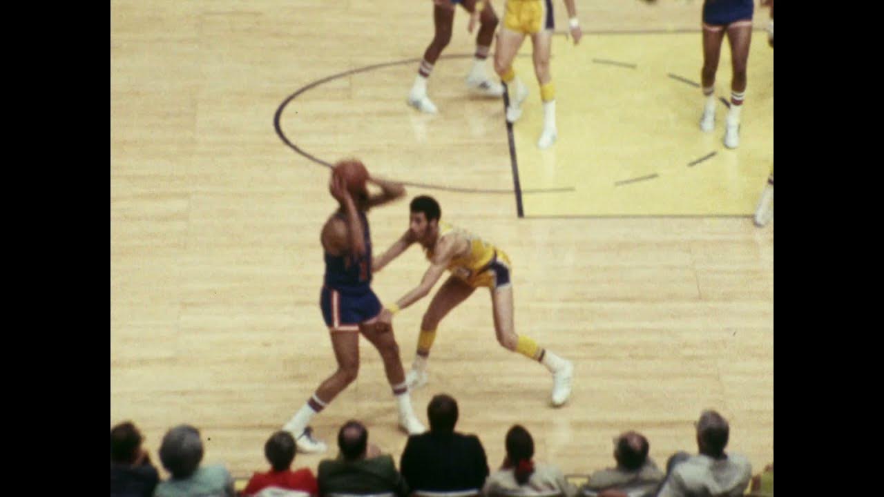 Wilt Chamberlain vs Walt Frazier LEGENDS Game 5 Duel Highlights 1972 NBA  Finals - MUST WATCH 