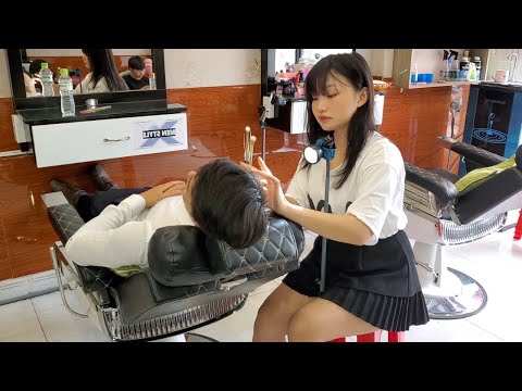 Relax at Men Style, get earwax and relax with the lovely chubby girl