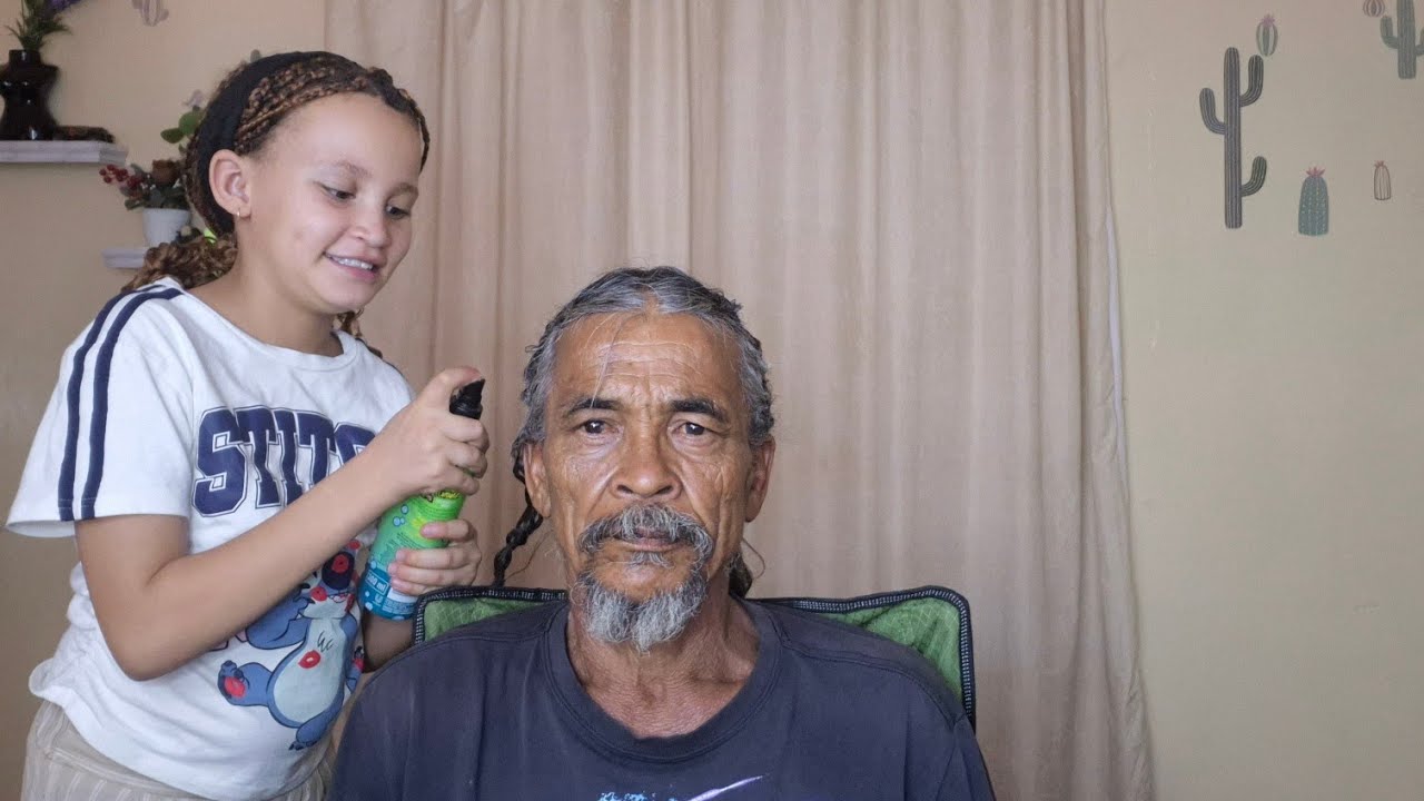 Relaxing💤 hair combing 🪮🫠while its raining ⛈️🤗 with grandpa🤭