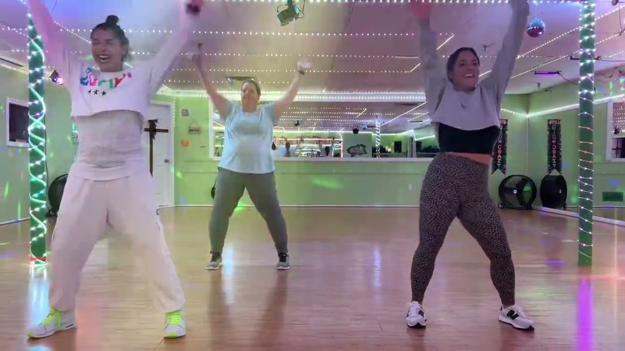 No limit by Queen Philly | Choreography by Amanda, Marianela & Dianna | #zumba