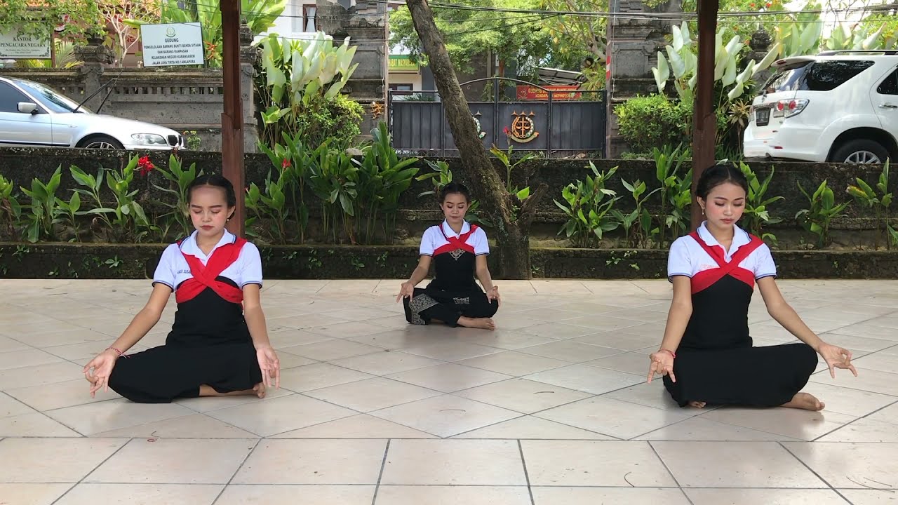 TARI KREASI NUSANTARA XII MIPA 1 | Wonderlannd Indonesia