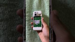 Nokia N97 Mini | how to open the backcover & battery & sim tray