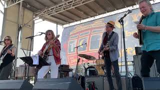 Watch Continental Drifters Watermark video