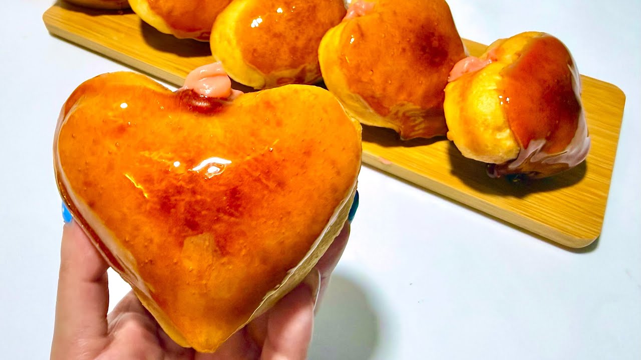 Donuts Crème Brûlée rellenas de crema pastelera | Especial San Valentín