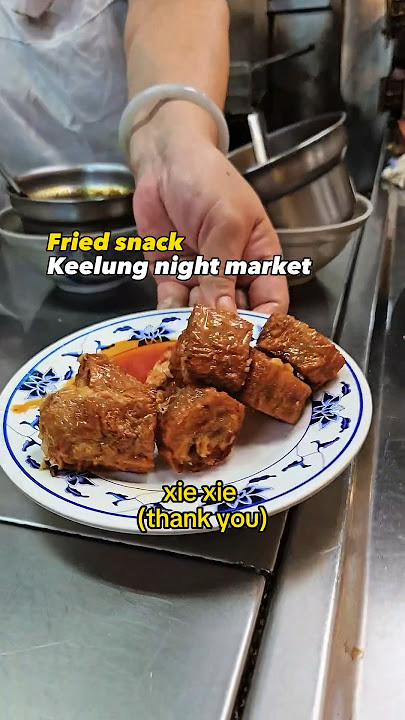 $1.85 fried snack in Keelung 🇹🇼 #travelforfood
