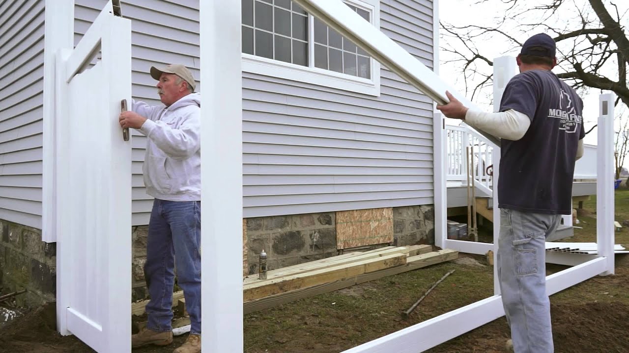 CertainTeed Bufftech Vinyl Fence