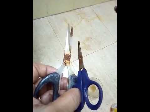 How to clean rusted pair of scissors