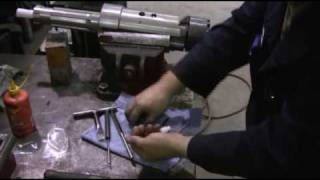 Stratex Drilling System assembly and reamer replacement
