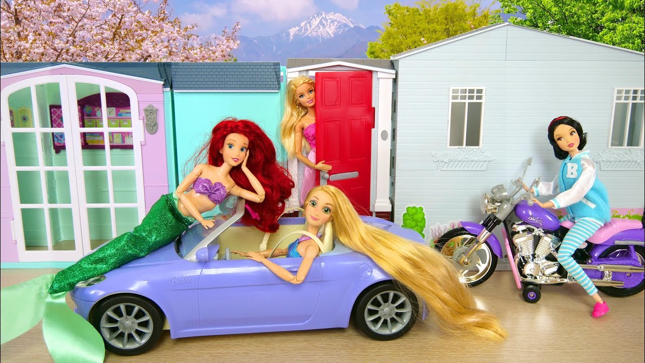  Barbie  Rapunzel  Ariel Snow white Princess House Morning 