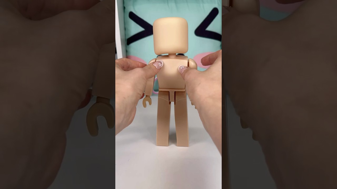 Strawberry Avastars Fashion Doll Opening and Dressing! #roblox #asmr #doll