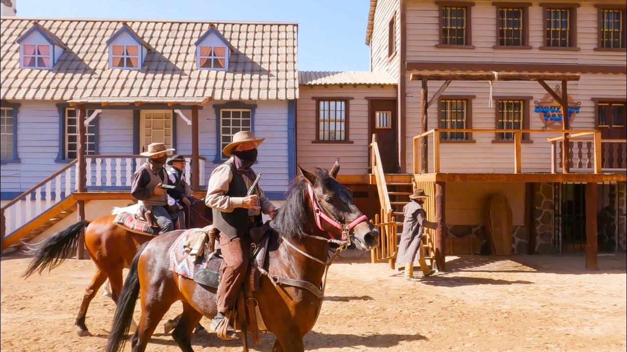 Visiting Sioux City Park Included Full Sioux City Bank Assult Stunt Show 4K | Gran Canaria