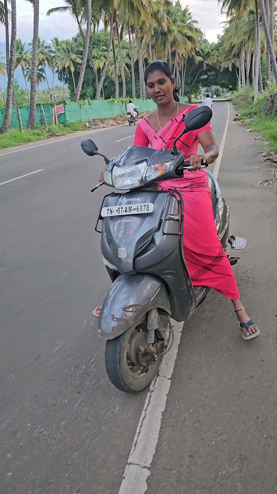 Scooty Beginner's kaal air la vittu otrathuku munnadi ithu therunjukonga #scooty #driving #viral