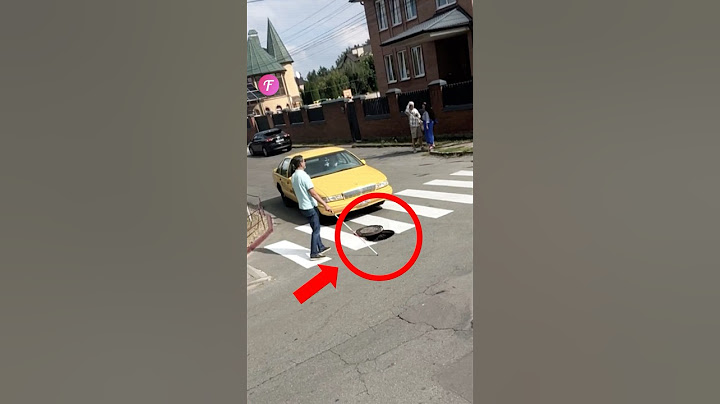 Taxi Driver Saves Blind Man from an Open Manhole #shorts
