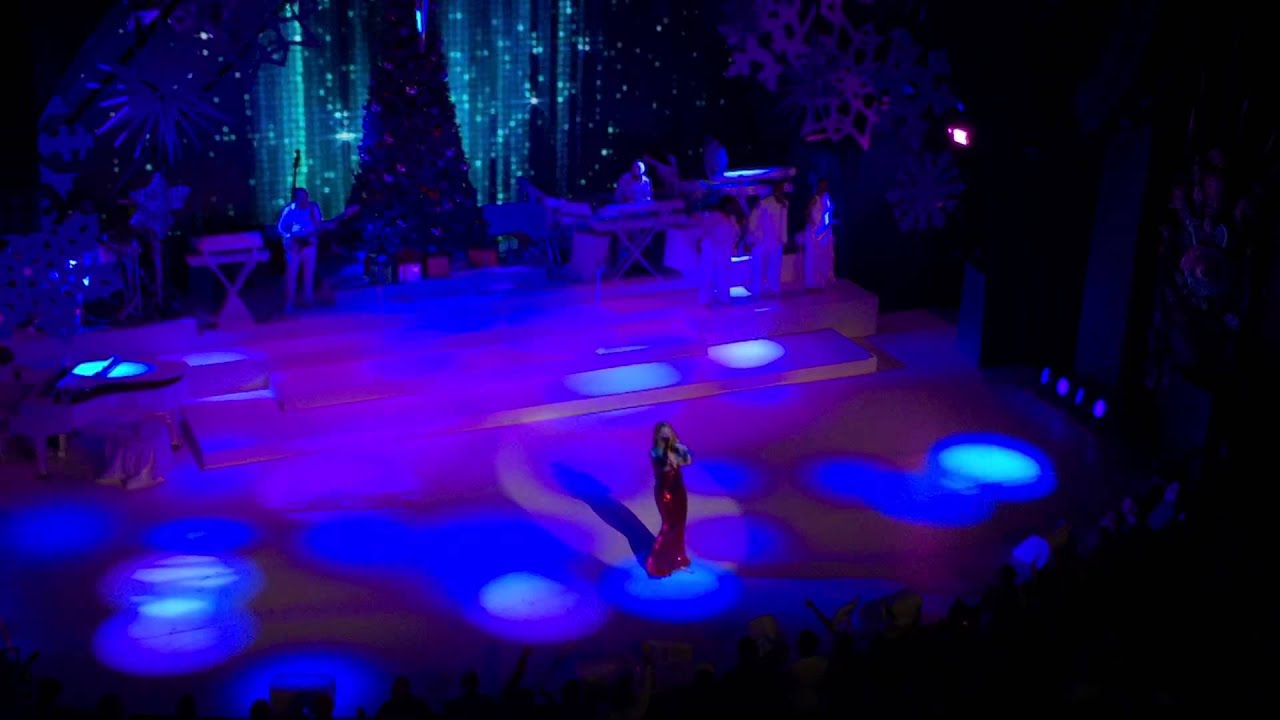 Mariah Carey - Emotions - Live at The Beacon Theater - 2014