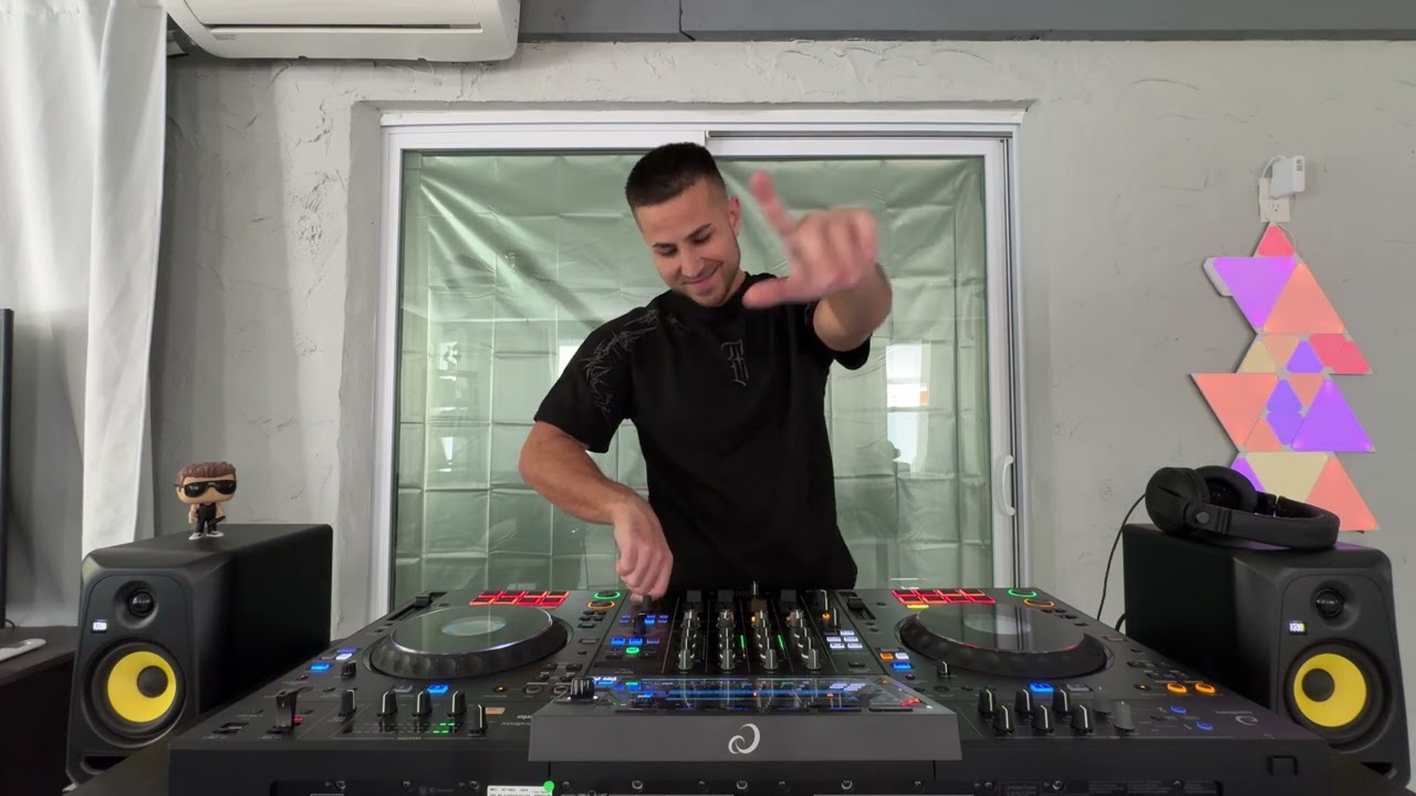 Epic Charlotte de Witte & Adam Beyer Techno Mix 2025 | Hypnotic Underground Beats to Keep You Moving