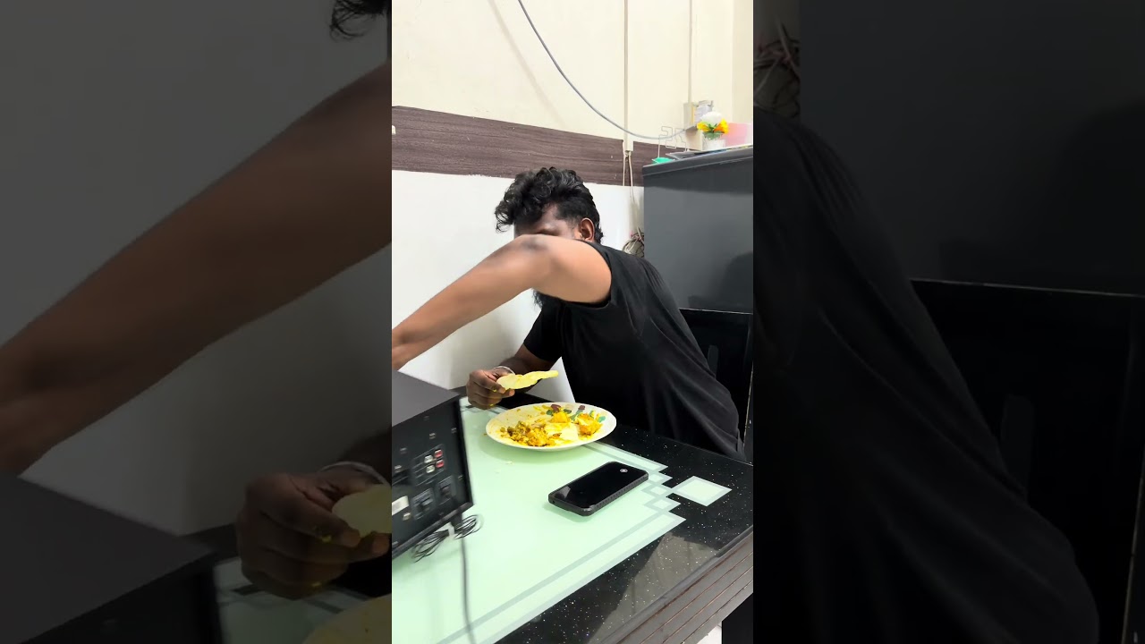 Aku Setiap Kali Makan🤣#shorts #comedy #comedyshorts #gothroughboys #fyp #fypシ #funny