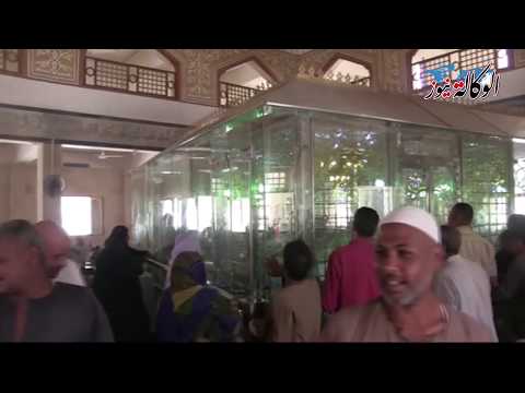 فيديو شاهد الآلآف يحيون الليلية الختامية للقطب الصوفي أبو الحسن الشاذلى بالبحر الأحمر