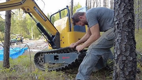Lost the Track - Mini Excavator Fix 4K