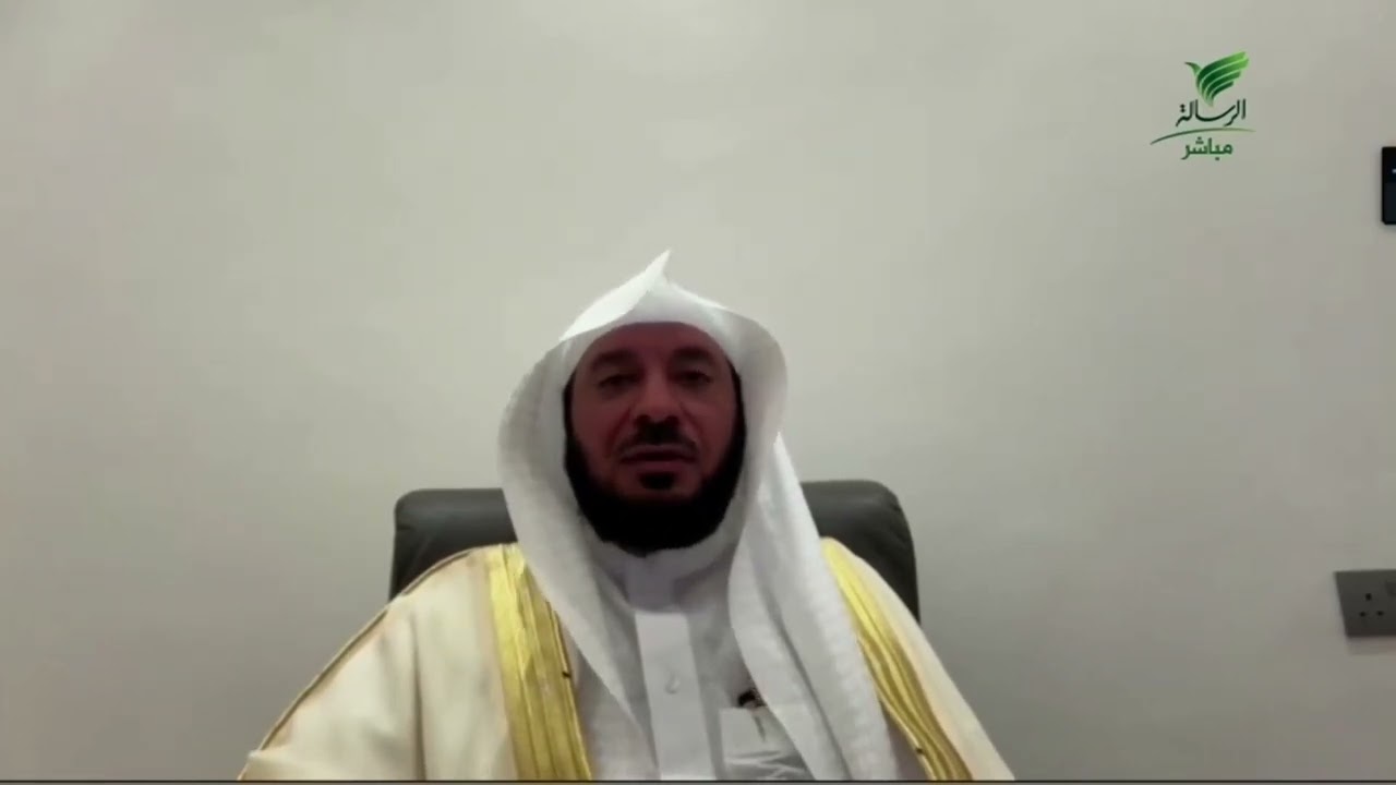 ما حكم الجلوس في المسجد 