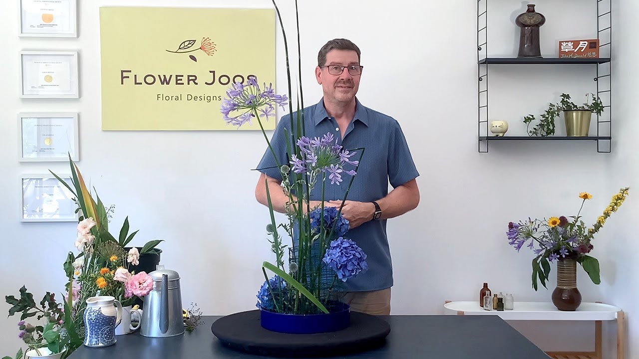 How To Make A Modern Blue Flower Design - FOAM FREE