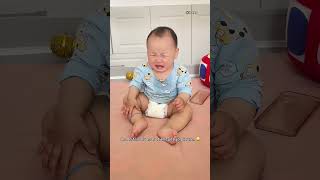 Alors, qui faut-il blâmer ? 😂 #funny #baby #babyfunny #bebe #drôle #foryou #shortvideo #viralvideo