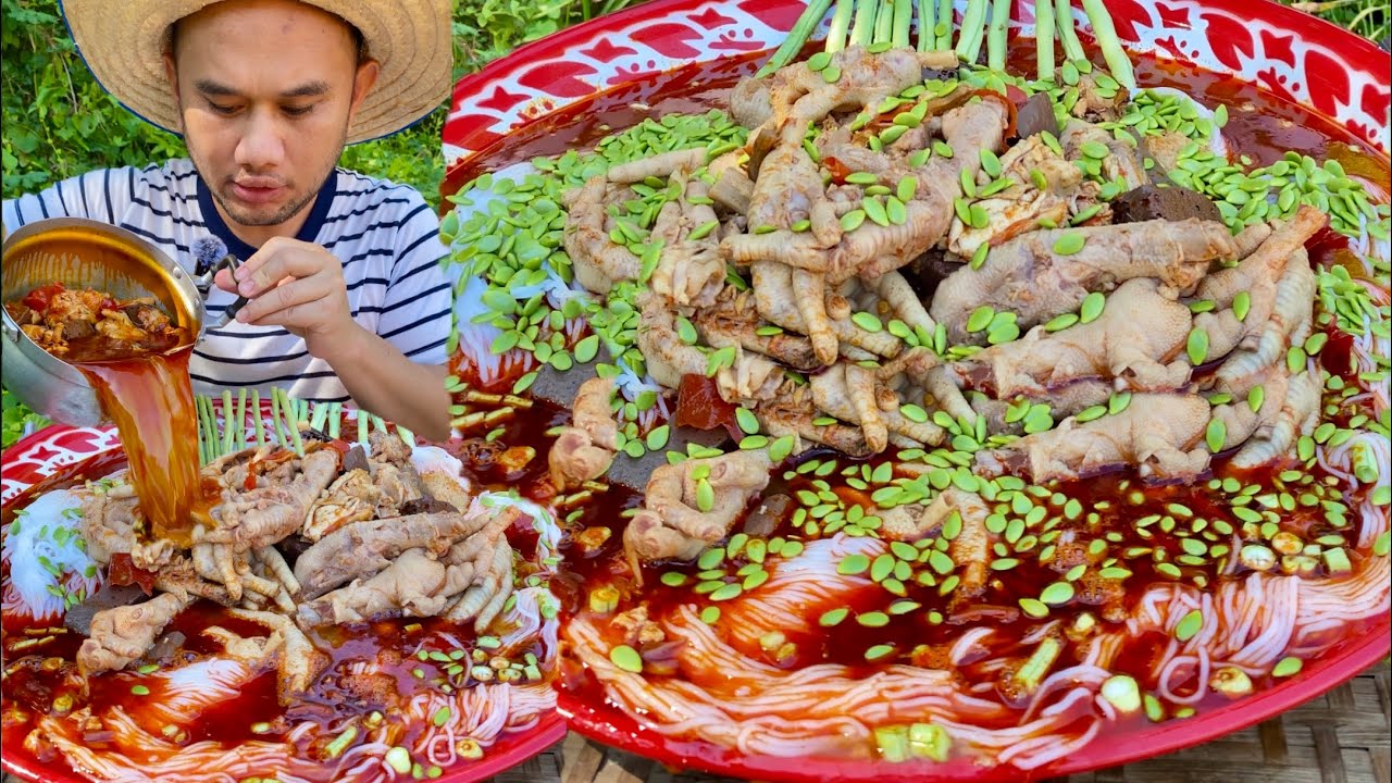 ขนมจีนโลครึ่ง กับน้ำยาปลานิล ตีนไก่ กินแบบจุกๆ ไปเลย