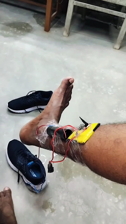 Electric man trick 😮 High voltage generator ⚡