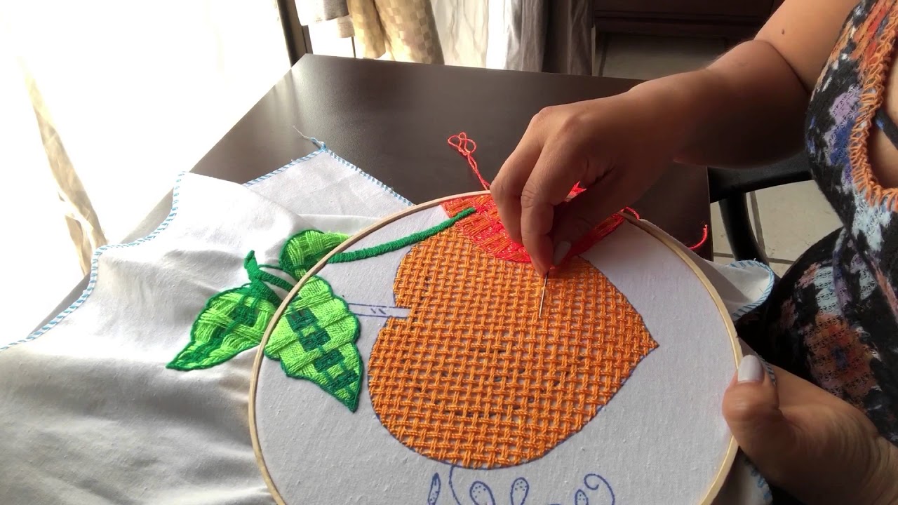 Bordado Fantasía Durazno 2 / Hand Embroidery Peach / Fantasy Stitch