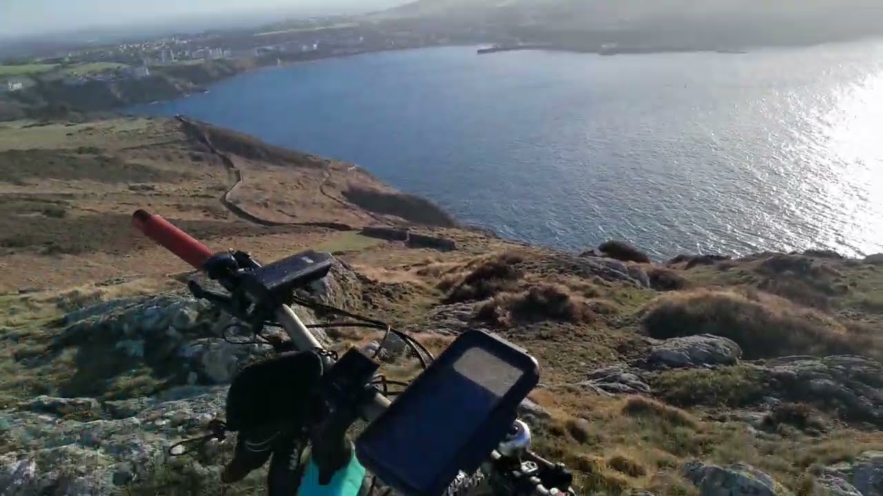 Isle of man, bradda head, milner,s tower. sorry about sound, blowing a hoolie.