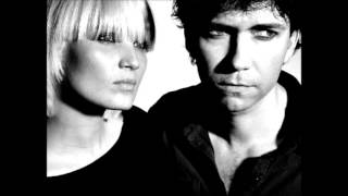 Raveonettes... She Owns The Streets