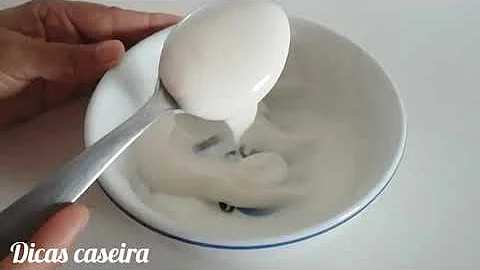 Qual o plural de lustra-móvel?