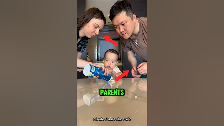 Des parents géniaux incitent leur bébé à prendre des médicaments !