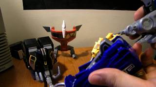 Mighty Morphin' Power Rangers Dino Megazord (2010)