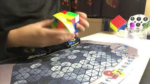 8 flat 3x3 solve with a 7 move xcross!