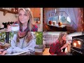 A Cozy Fall Hygge Day in the Life of a Homemaker| Ways To Feel More Cozy, Comfortable and Content