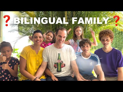 Who Speaks Portuguese Better? Americans first video speaking only Portuguese.