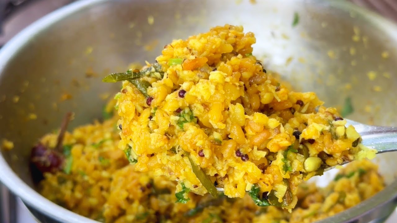 ఇంట్లో పచ్చికొబ్బరి ఉంటే ఇలా కూరచేస్కోండి చాలా కమ్మగా ఉంటుంది| Pesarapappu Kobbari Curry in Telugu